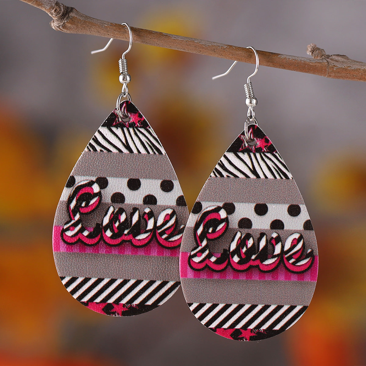Wholesale Valentine' s Day Love Leopard Pattern Love Water Drop Earrings
