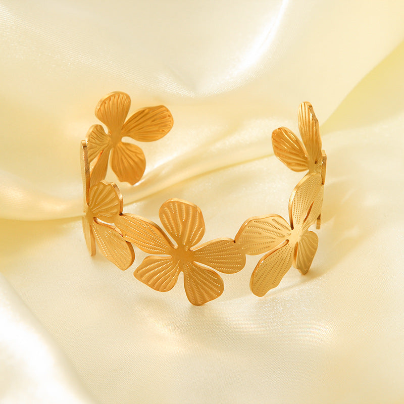 Wholesale Stainless Steel Flower 18K Gold Plated Non-fading Bracelet