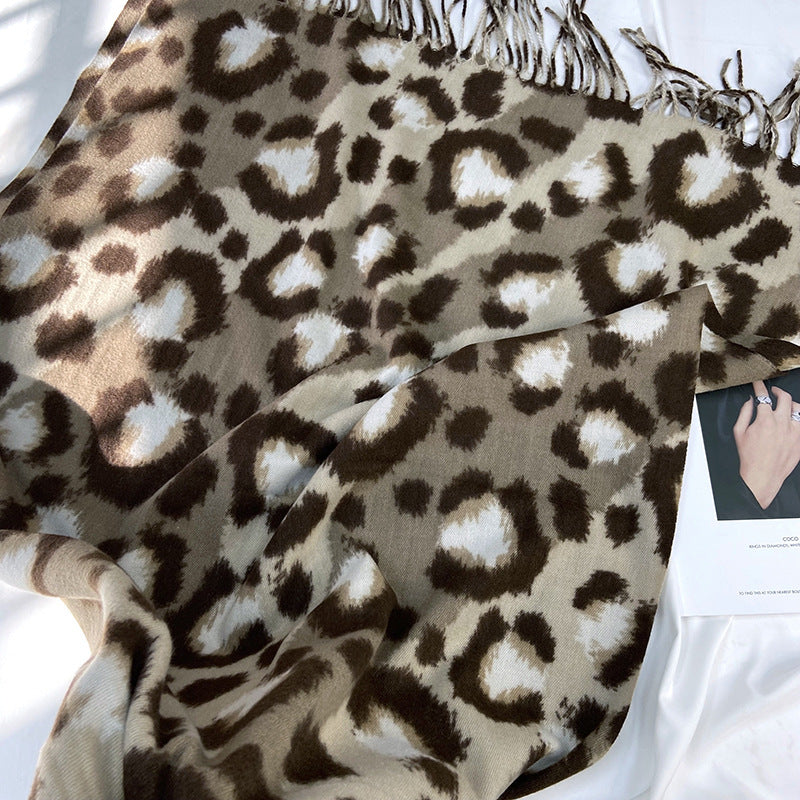 Wholesale Autumn and Winter Leopard Print Warm Shawl Fringed Scarf