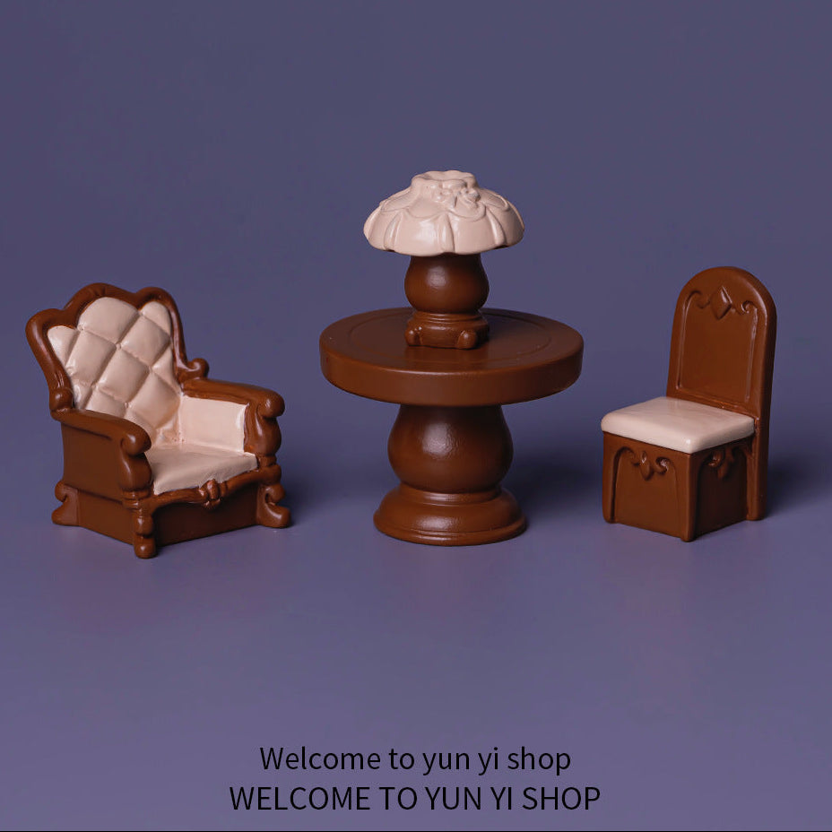 Wholesale European Classic Library Resin Figurine Miniature Desk Decor Creative DIY Car Dashboard Ornament Chic Gift For Resale