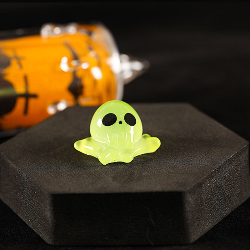 Wholesale Cute Resin  Ghost Cat Figurine – Glow-in-the-Dark DIY Pendant for Home Decor,  Party Gift,  Craft Supply