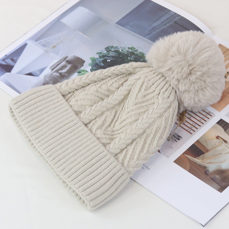 Wholesale Autumn and Winter Solid Color Fur Ball Cold Cashmere  Hat