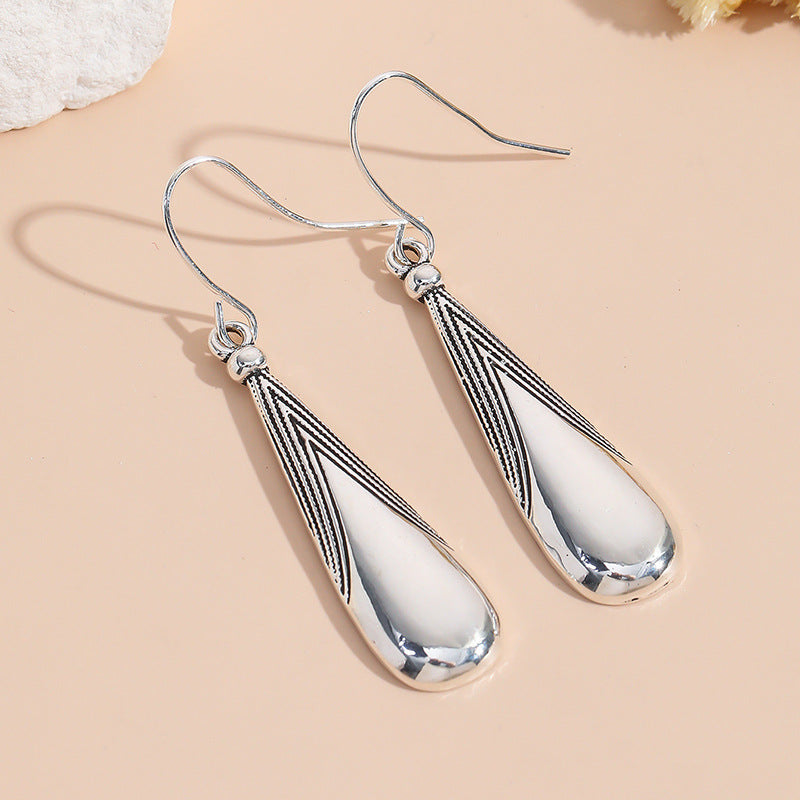Wholesale Retro Creative Water Drop Women' s Earrings