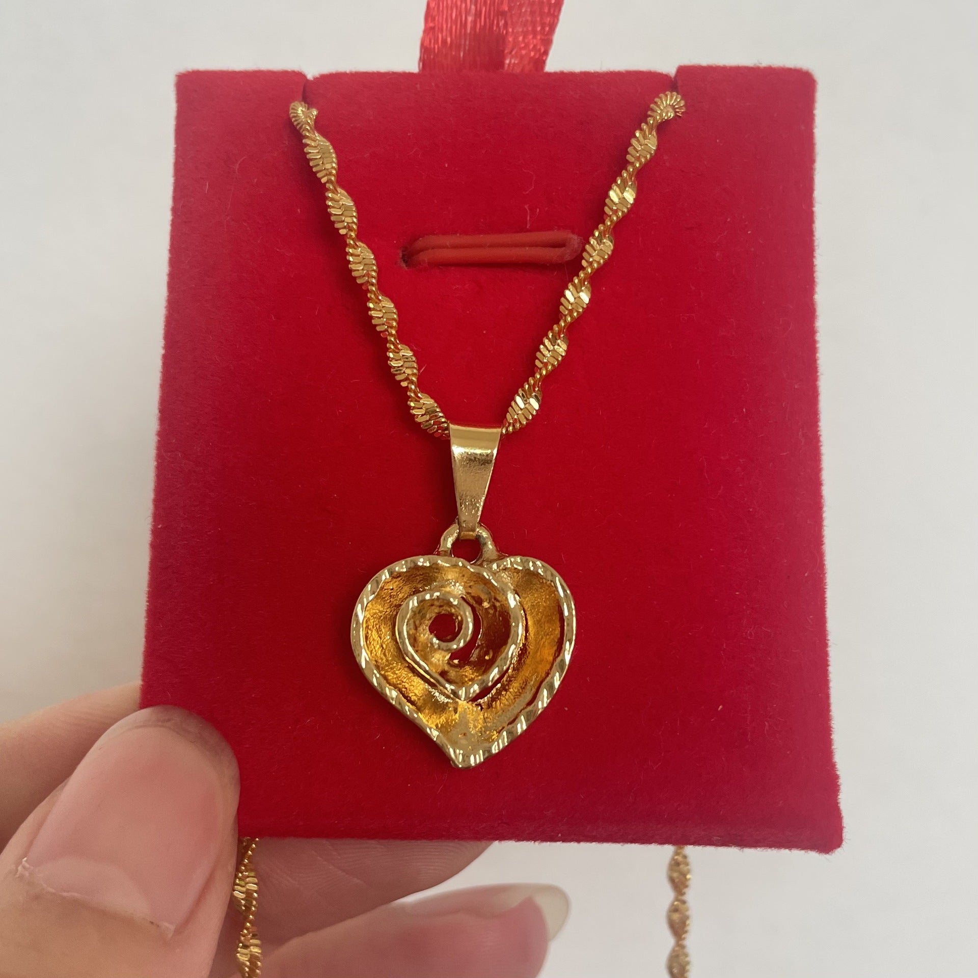Wholesale Water Drop Rose heart necklace