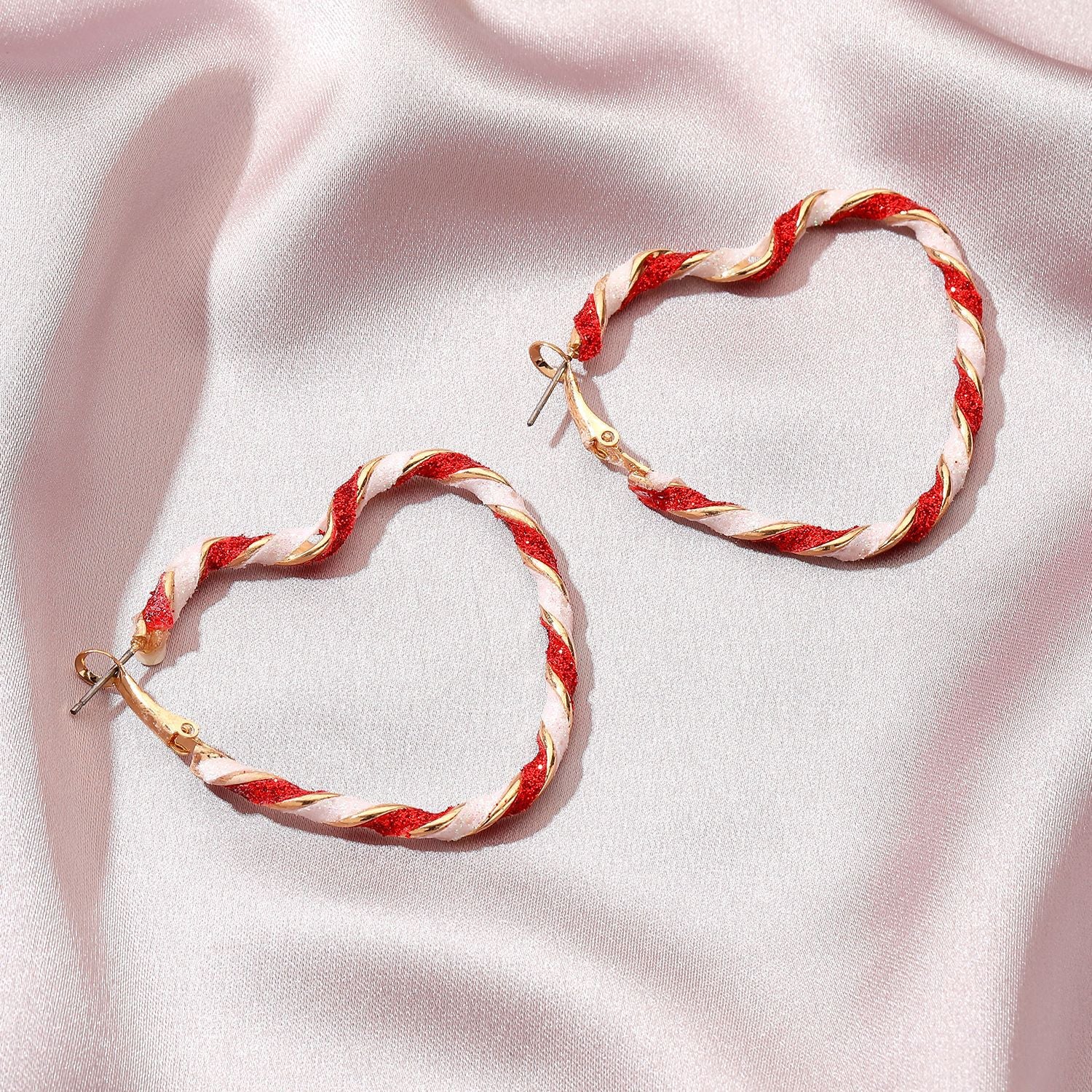 Wholesale Contrasting Color Heart Alloy Earrings