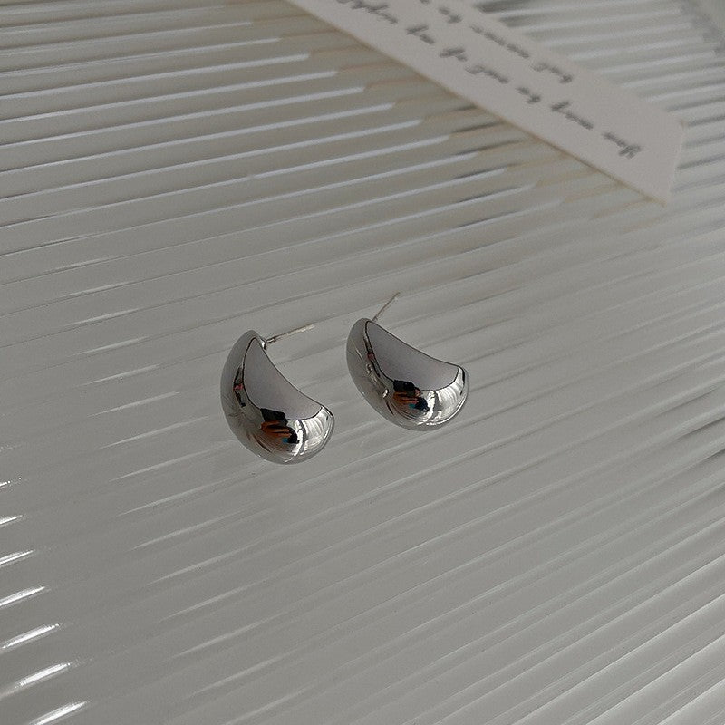 Wholesale Electroplated Bean Metal Earrings