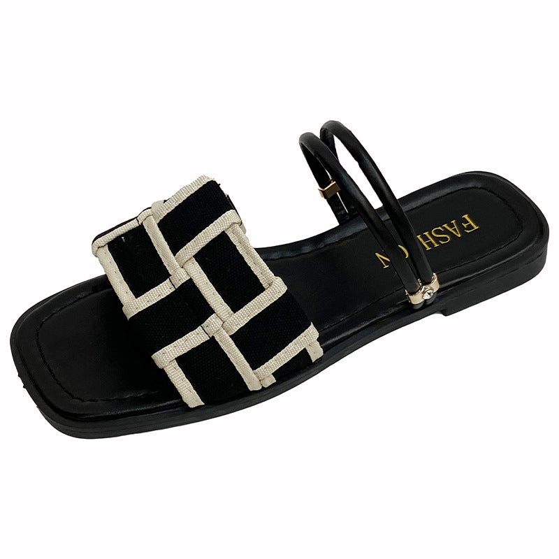 Wholesale All-match Roman Flat All-match Black and White Slippers