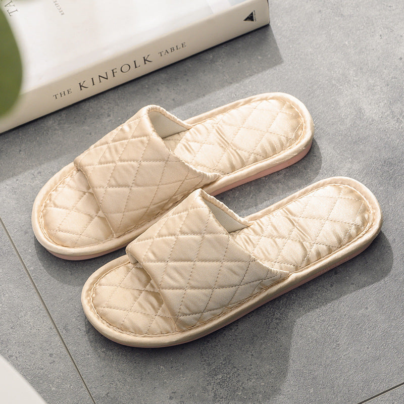 Zapatillas de casa brillantes de seda TPR de seda al por mayor