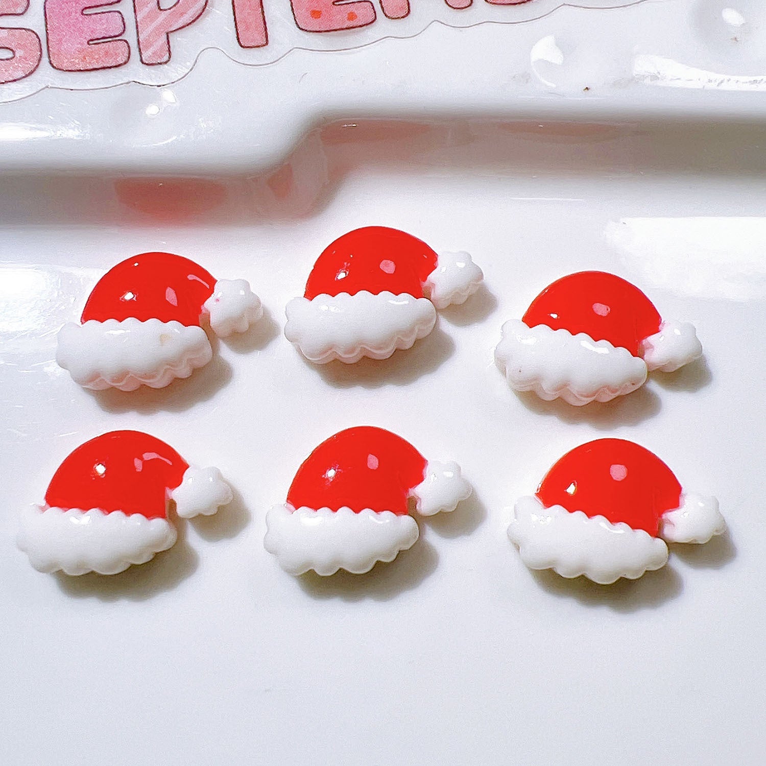 Wholesale 20pcs/pack Christmas resin accessories wholesale DIY handmade materials