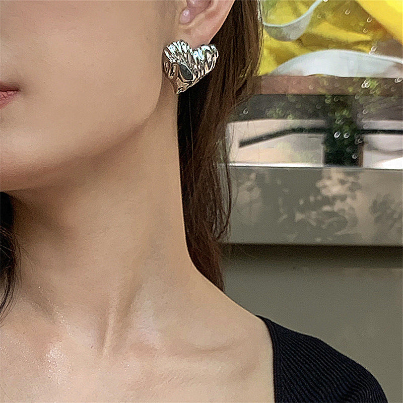 Wholesale Alloy Striped Heart-shaped Earrings