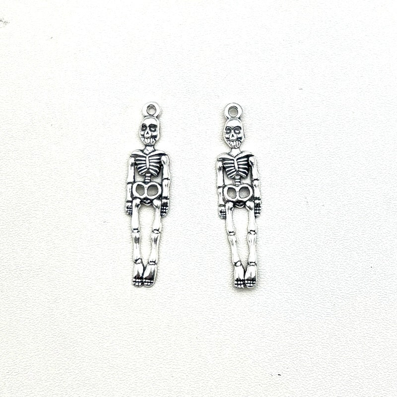 Wholesale Skull Pendant Charms Zinc Alloy Skeleton Earring DIY Jewelry Accessory For  Party Fashion Accessory Boutique Resale