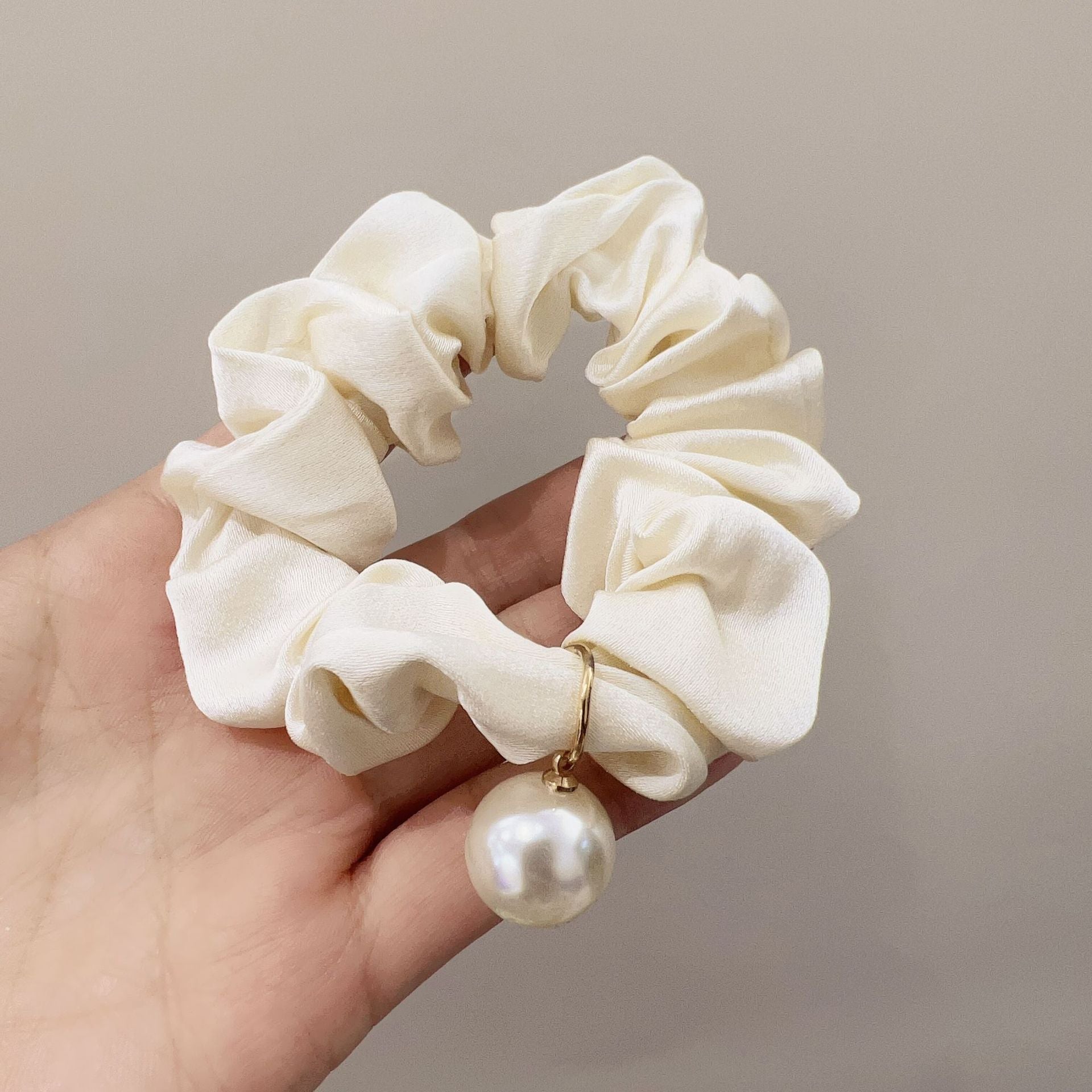 Wholesale satin hanging Pearl large hair Ring women' s hair rope hair band