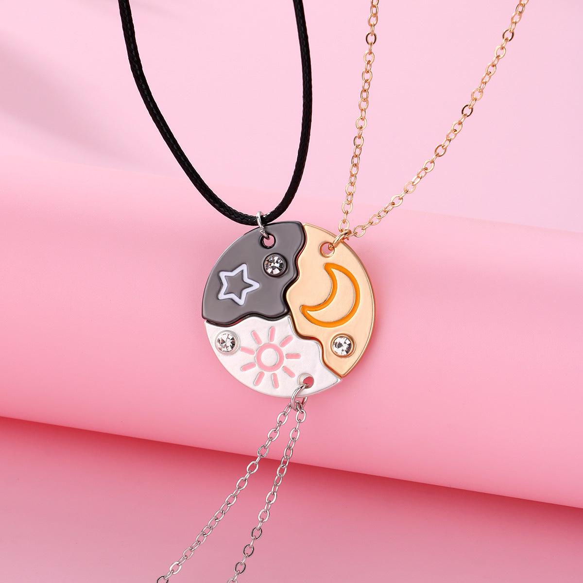 Wholesale Star Moon Three Person Stitching Round Oil Drop Necklace