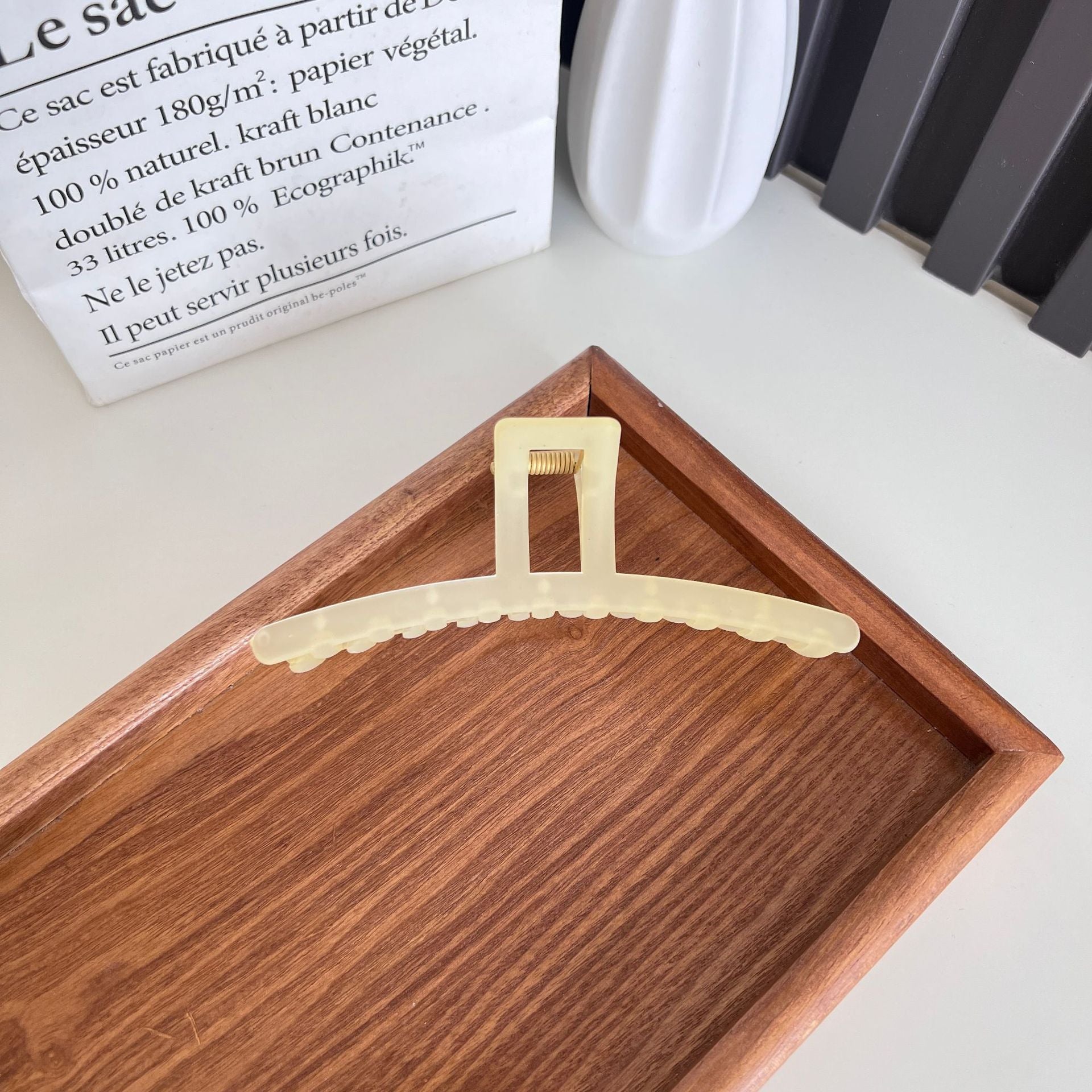 Wholesale Jelly Color Large Shark Clip