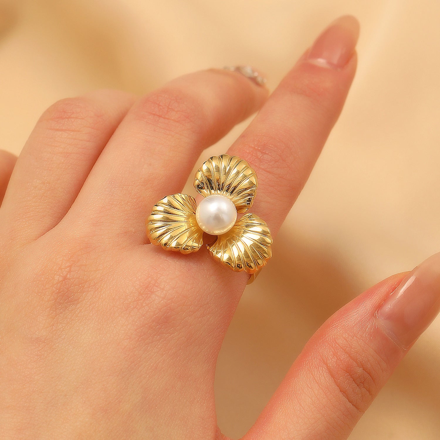 Wholesale Vintage glossy texture ring