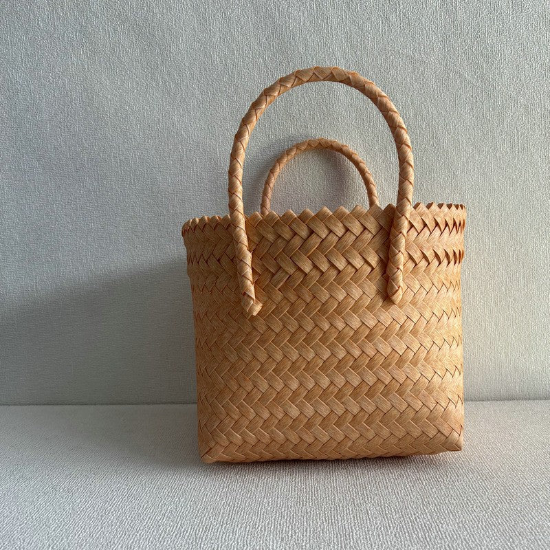 Wholesale Straw and rattan retro spring and summer beach vacation shoulder handbag