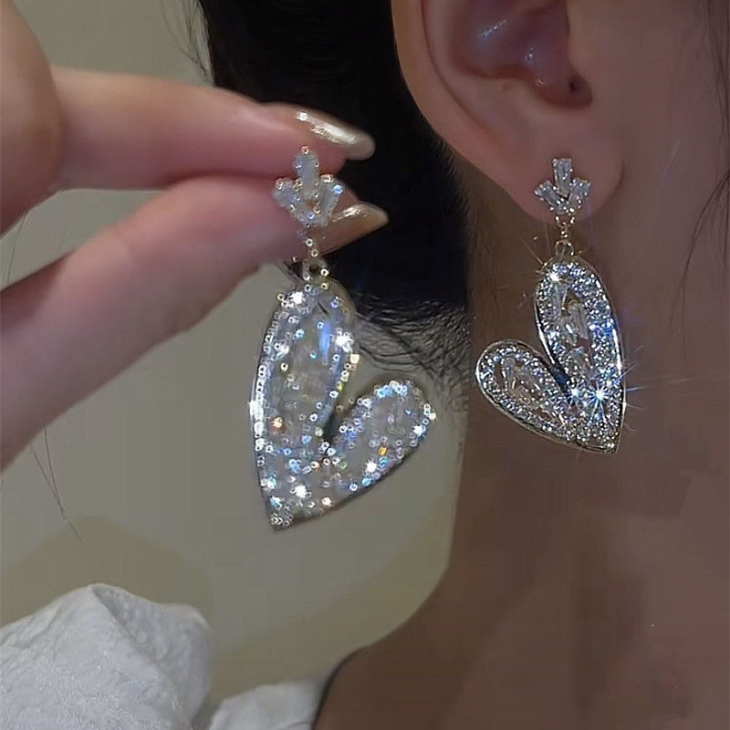 Wholesale Needle Elegant Love Heart Full Drill Crystal Earrings Fashionable High-end Feel Jewelry Accessories