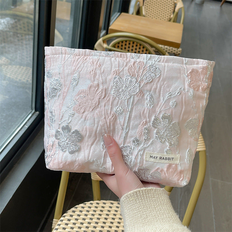 Wholesale MAY RABBIT new retro embossed flower high quality cosmetic bag large capacity canvas bag female liner bag