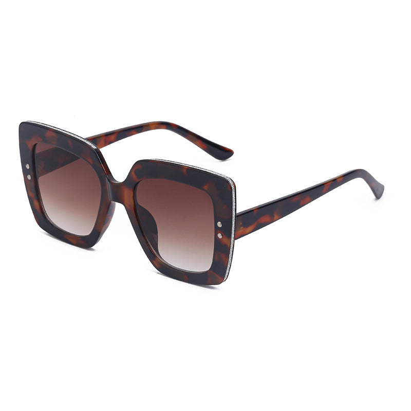 Wholesale Fashion Large Frame PC Sunglasses