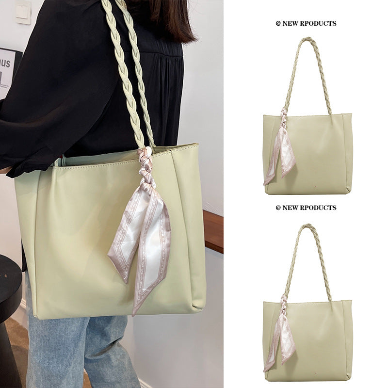 Wholesale Large capacity shoulder bag commuter tote bag