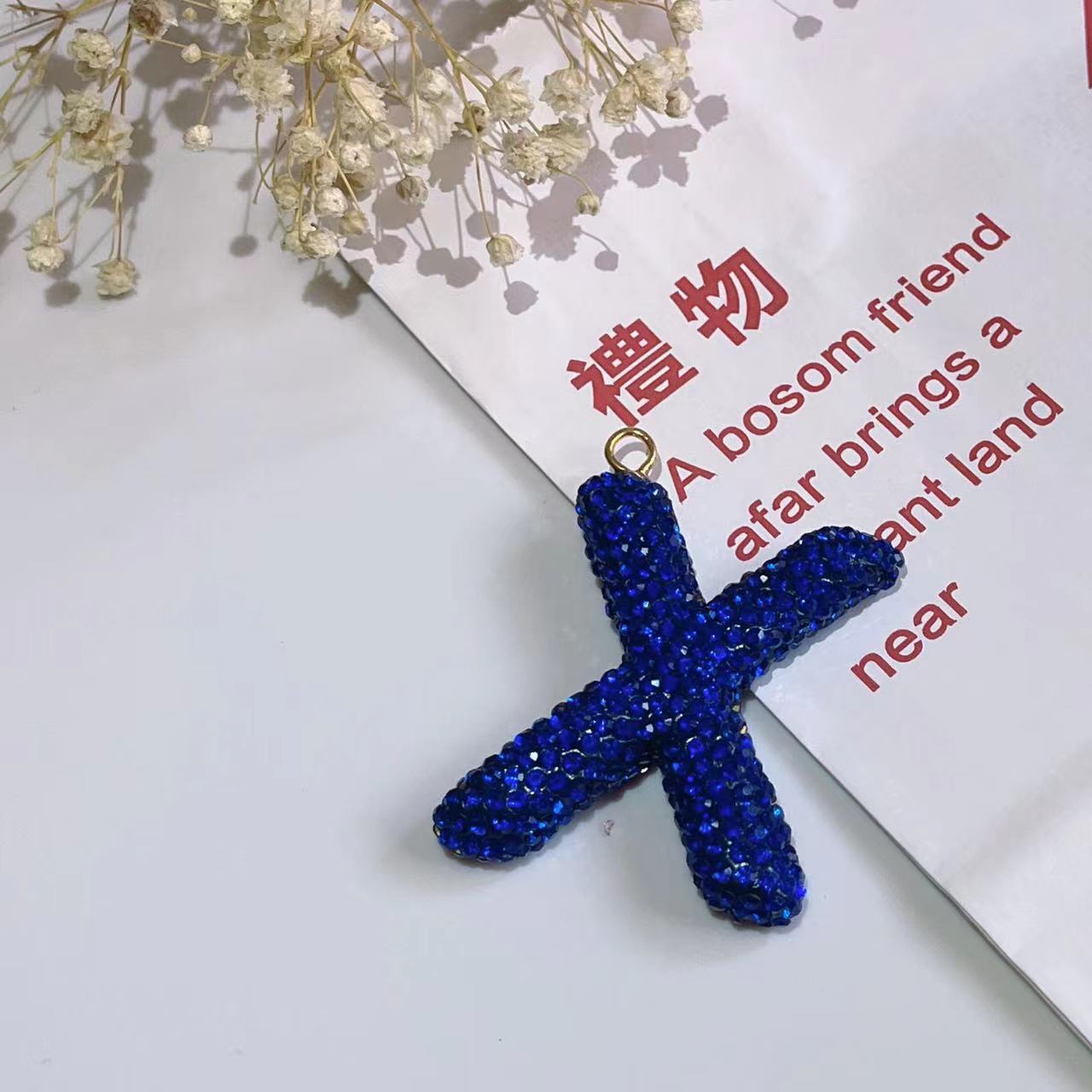 Wholesale Optional Color Letter Car Keychains