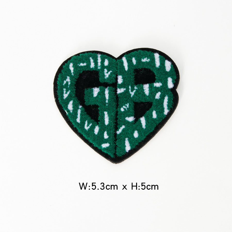 Wholesale Heart Eyes Embroidered Patch Hand Sewn DIY Towel T Shirt Decoration Craft Supply