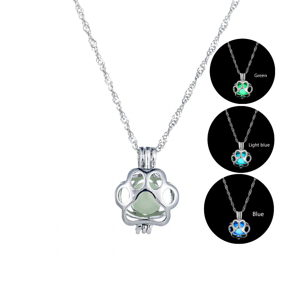 Wholesale  glow-in-the-dark dog footprint necklace