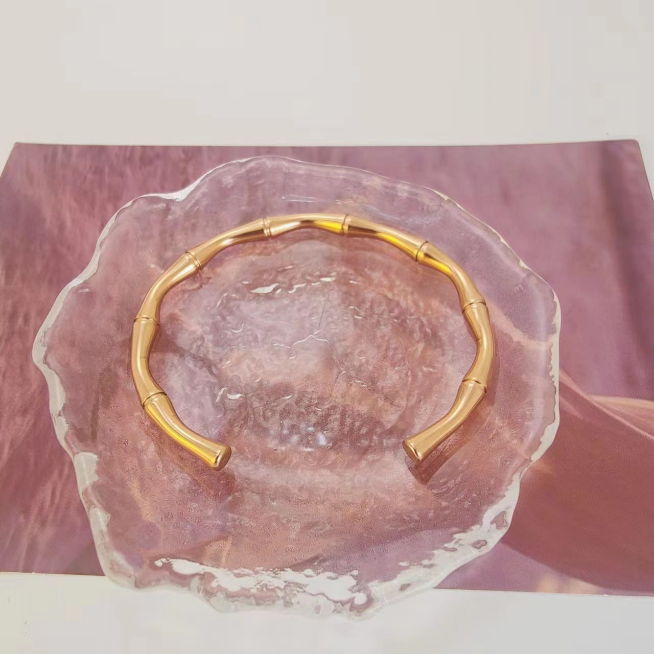 Wholesale Ladies Open Bamboo Section Simple Gold Titanium Steel Bracelet