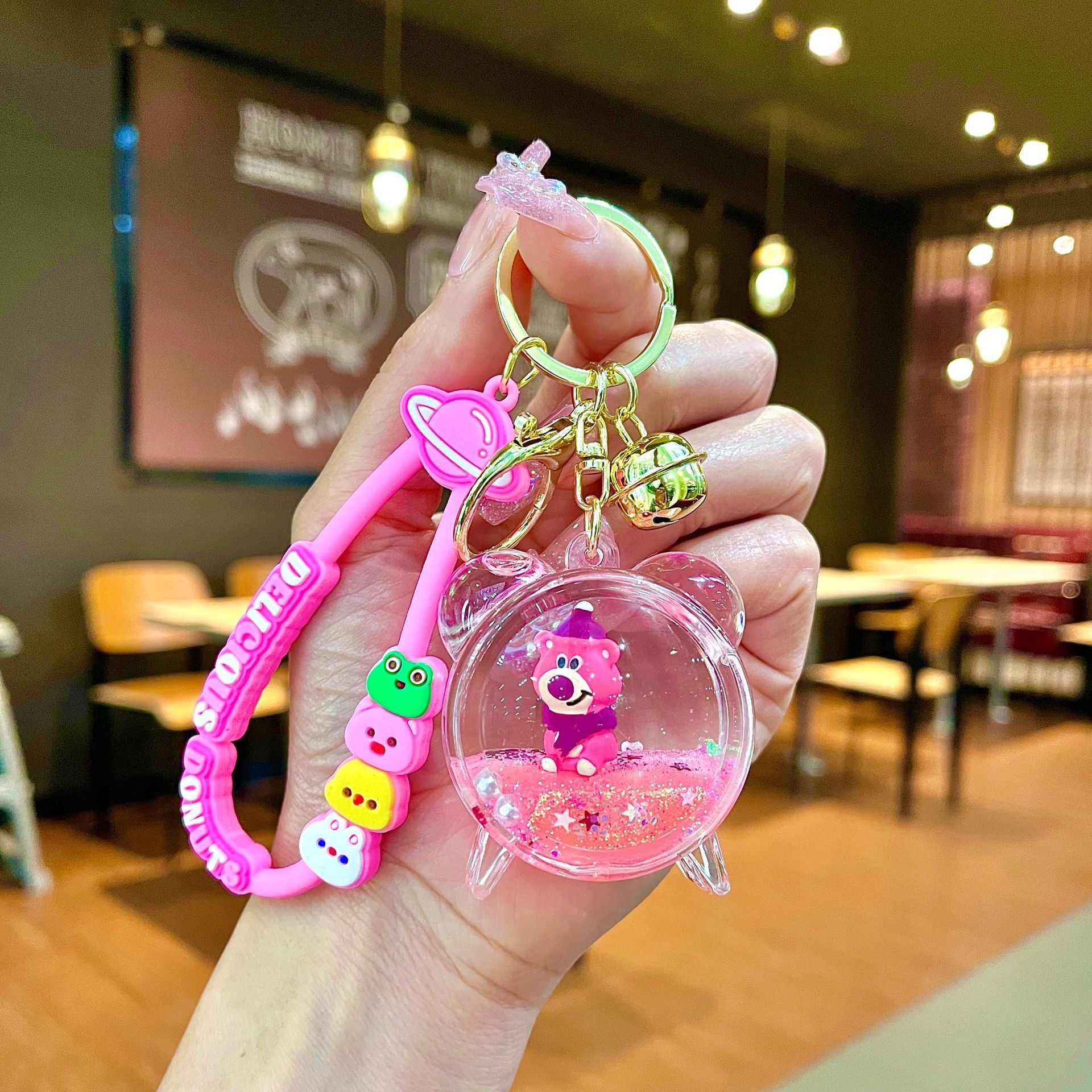 Wholesale Oil filled pink strawberry bear quicksand Keychains