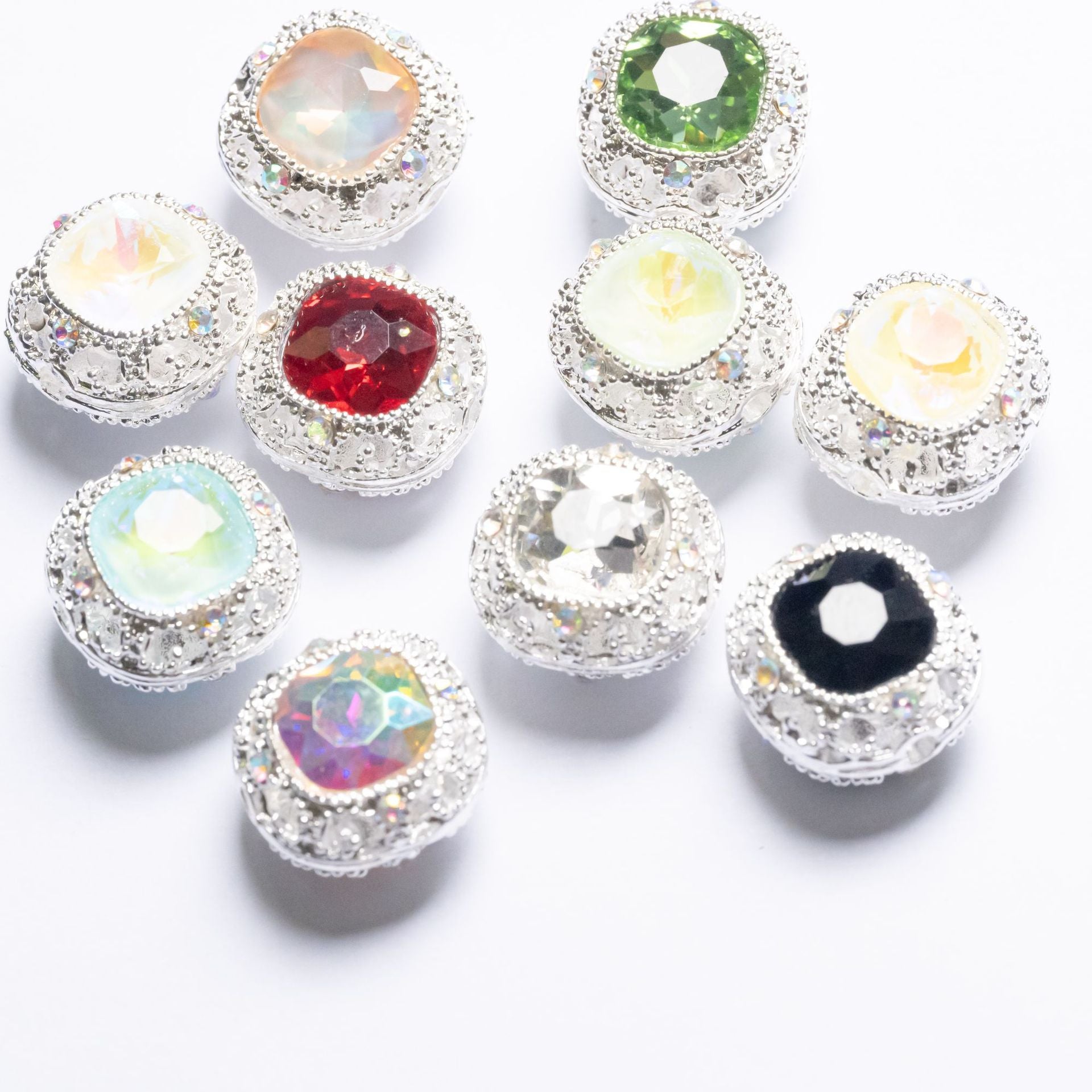 Wholesale 20pcs Alloy Crystal Western Princess Series Straight Hole Multi-color Optional Aperture 2.0mm Diy Mobile Phone Chain Bag Chain Pen