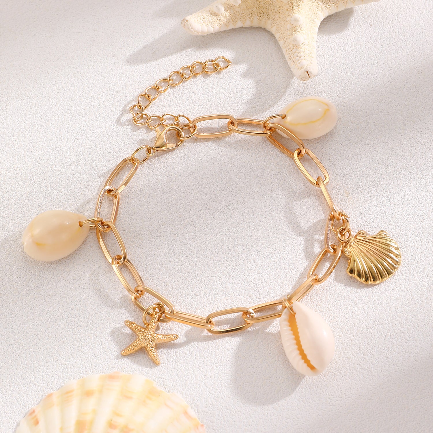 Wholesale Electroplated Alloy Bohemian Beach Shell Necklace And Bracelet Set For Women Faux Pearl Starfish Conch Fashion Accessory