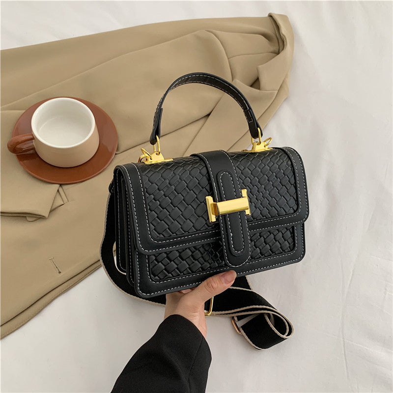Wholesale Woven Solid Color Simple Color Matching Fashion Retro Crossbody Shoulder Bag