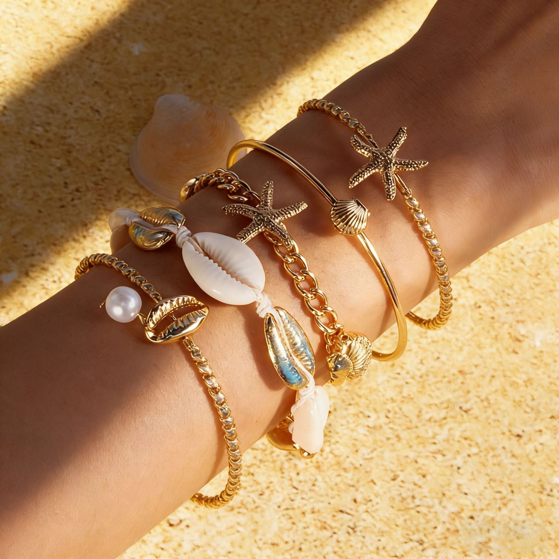 Wholesale Alloy Electroplated Bohemian Beach Bracelet Set Starfish Conch Design Women S Jewelry Accessory Boutique Resale