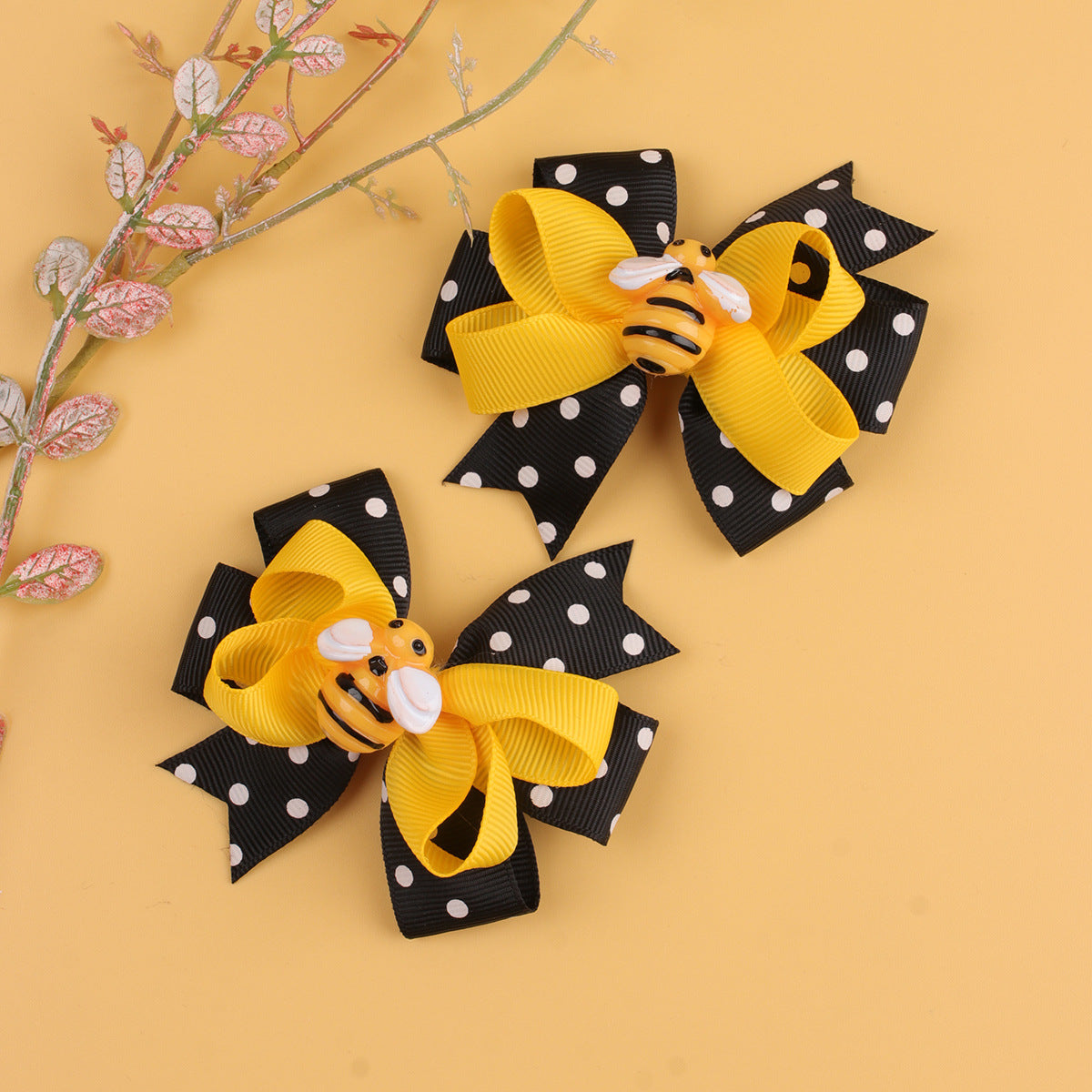 Wholesale 20pcs/pack children' s hair accessories all-match fresh hairpin cute bee ribbon bow hairpin