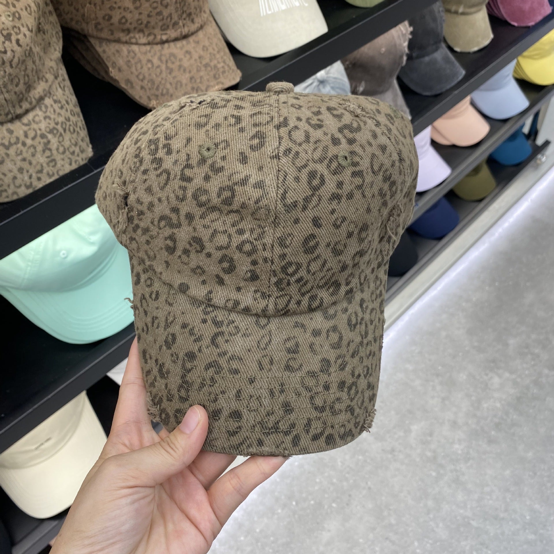 Wholesale Big Head Retro Sanding Soft Top Baseball Cap Women's Spring and Autumn  Niche Leopard Print New Style Cap