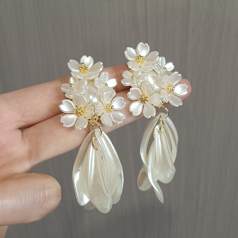 Wholesale Super fairy French jasmine flower exaggerated earrings long tassel earrings