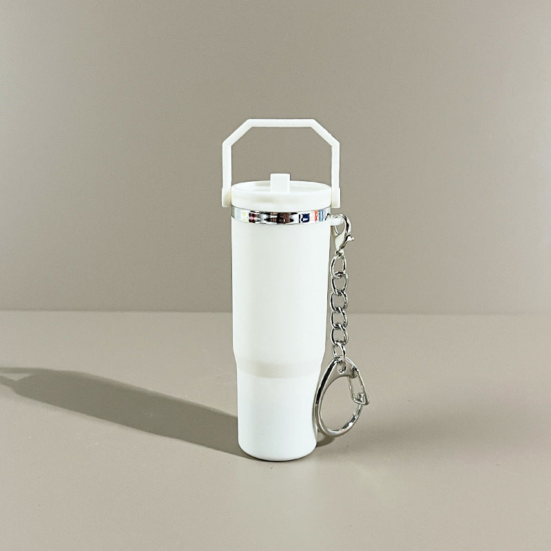 Wholesale Ice Cup Mini Tumbler Cup Keychains with Key Chain Pendant Can Put Lipstick Backpack Small Pendant Can Wrap