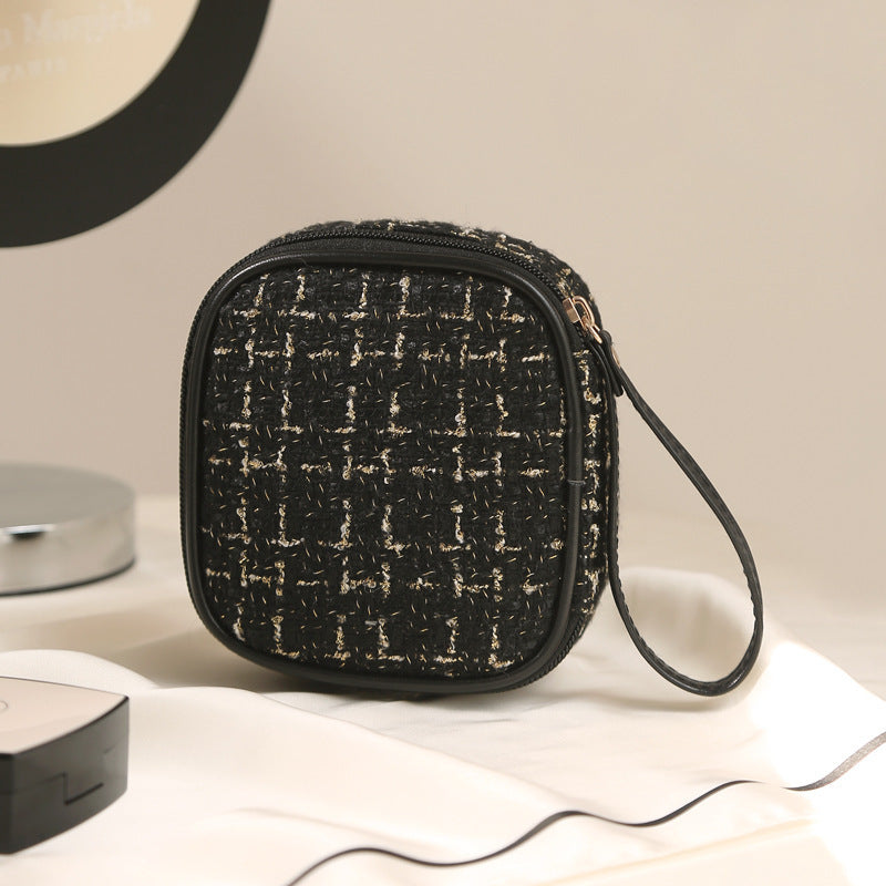 Wholesale Small Fragrance Portable Cosmetics Polyester Storage Bag