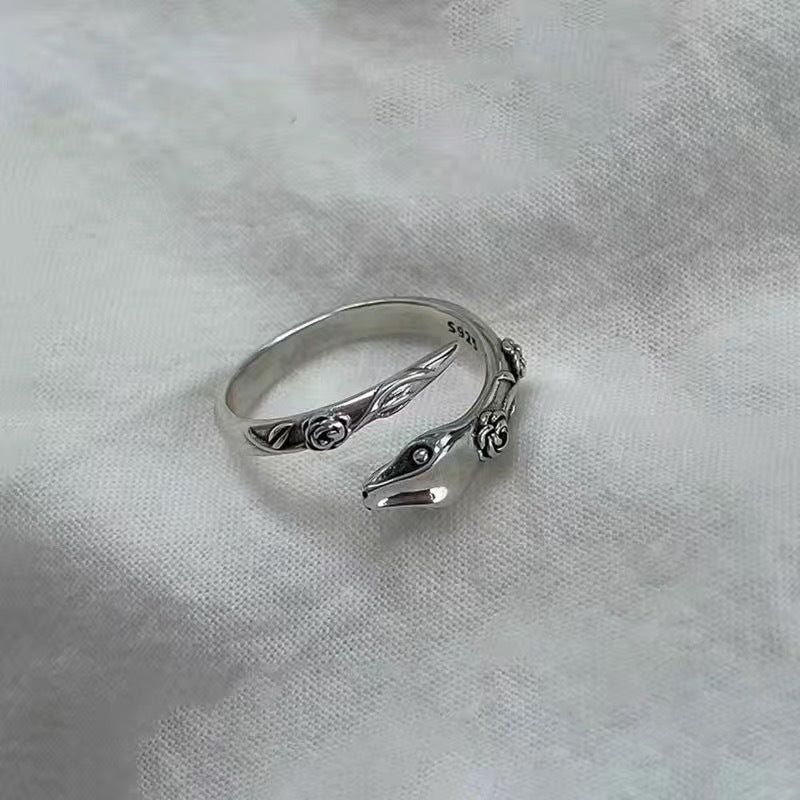 Wholesale Vintage silver dark snake shaped Valentine's Day jewelry for men and women