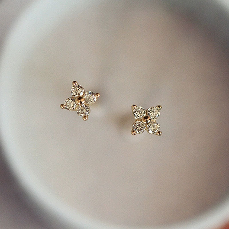 Wholesale Mini  Four-leaf Clover Simple Silver Ear Studs