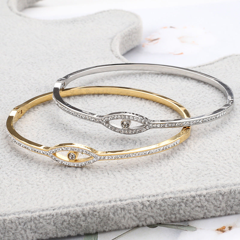 Wholesale Devil Eye Titanium Steel Diamond Bracelet