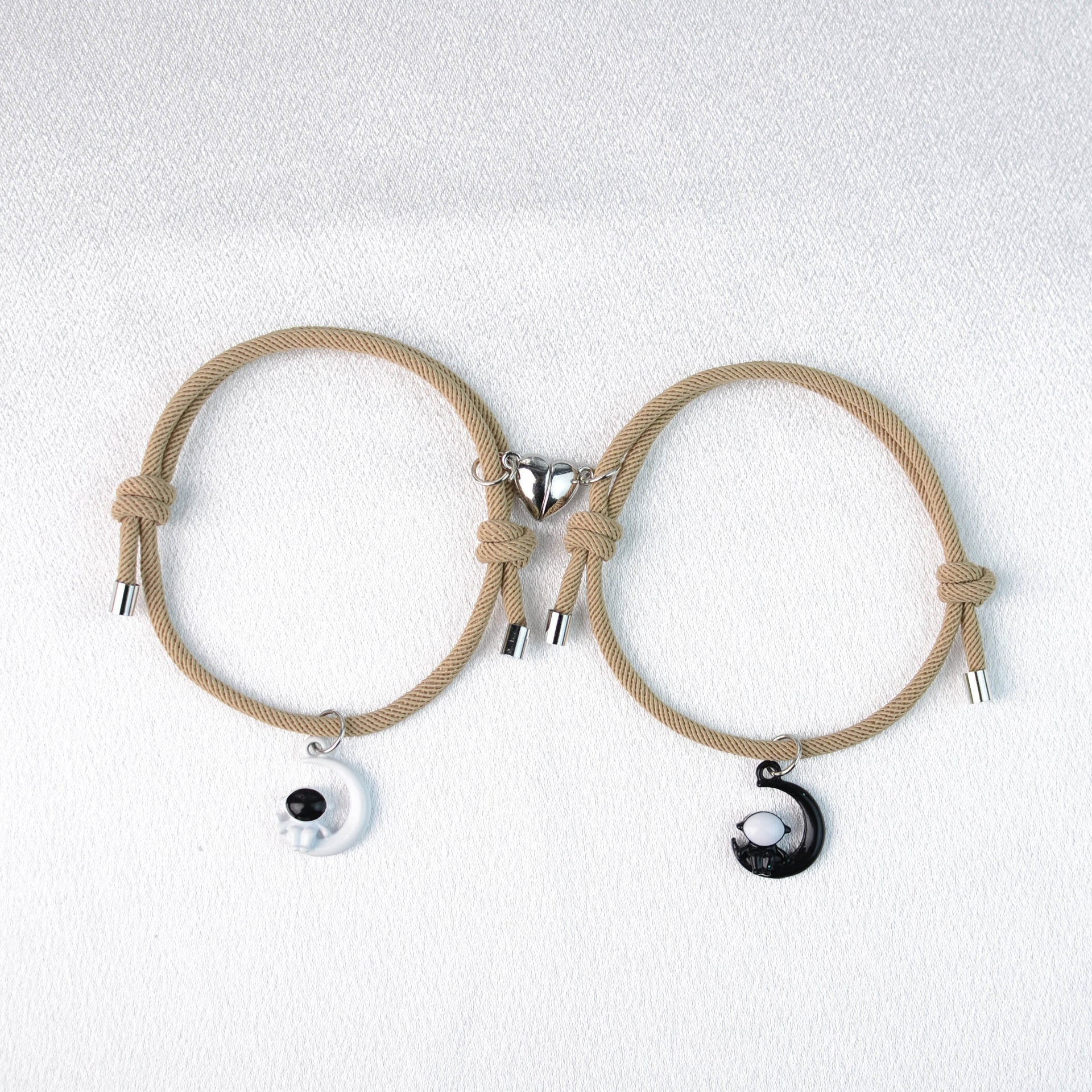 Wholesale Astronaut Magnetic  Bracelet Multi-color Milan Rope Adjustable