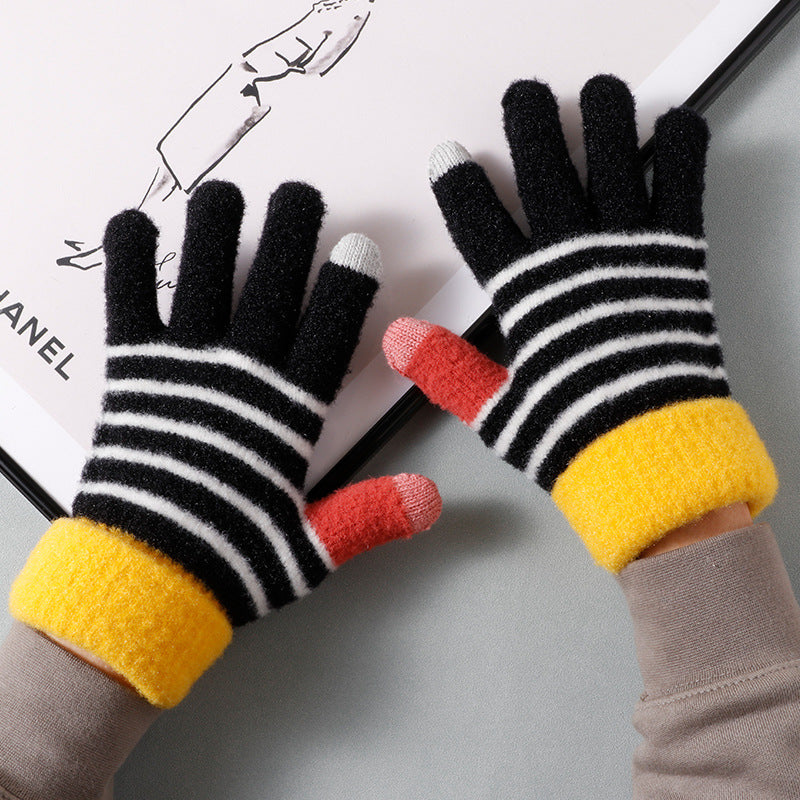 Wholesale Thickened Autumn and Winter Checkerboard Touch Screen Knitted Warm Wool Gloves