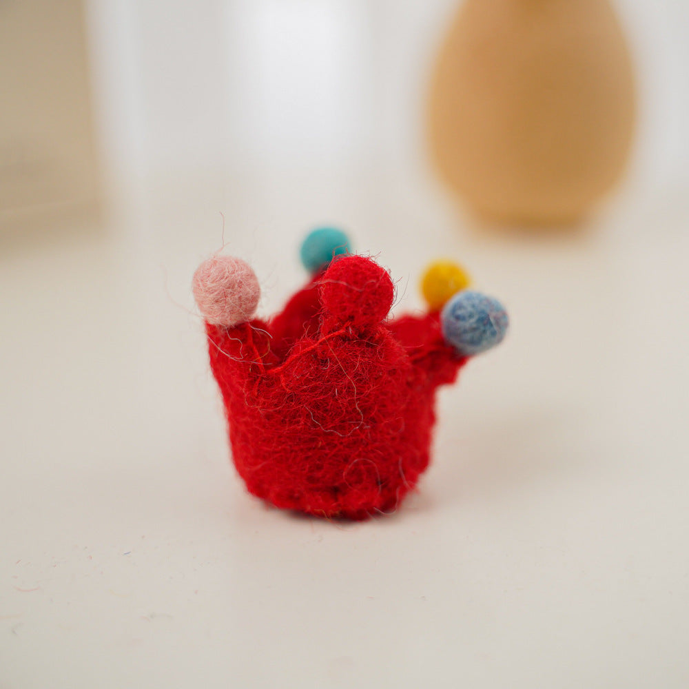 Wholesale Wool felt three-dimensional crown children's accessories
