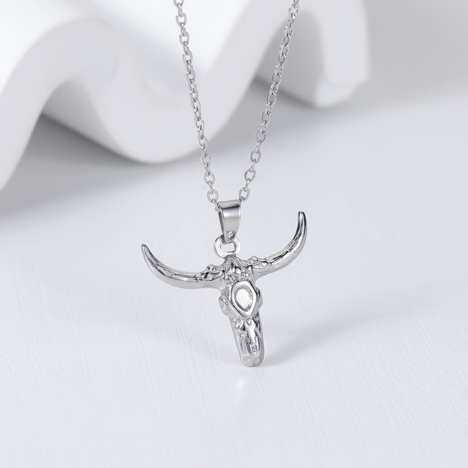 Wholesale Personalized ethnic style Indian bull head necklace