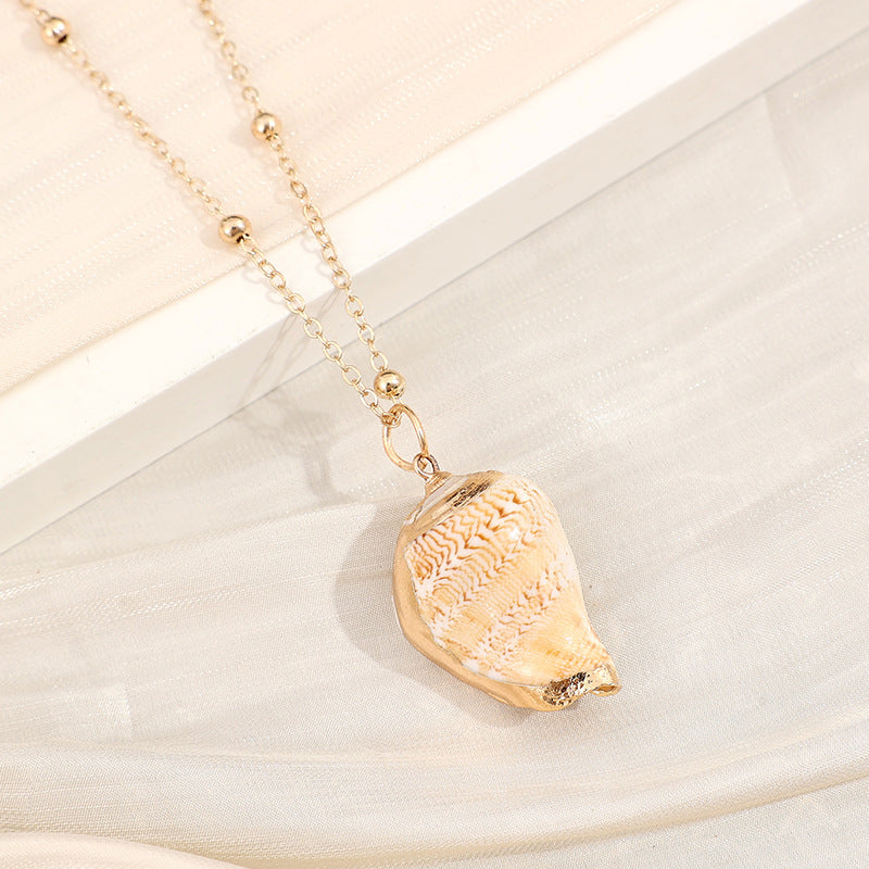 Wholesale Gold-edged Conch and Seashell Necklace