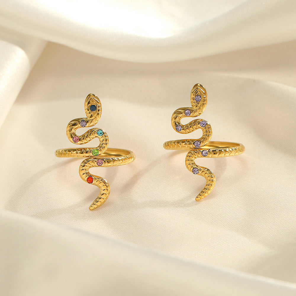 Wholesale Gold-plated stainless steel ring with colored diamonds and snake-shaped pattern