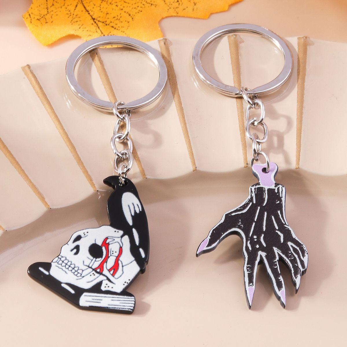 Wholesale Cartoon Demon Palm Skull Zinc Alloy Keychain