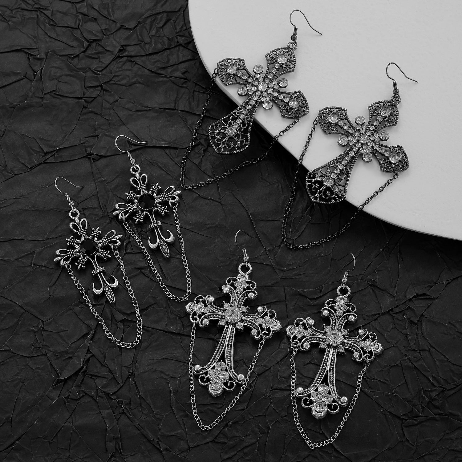 Wholesale Gothic  Blood Drop Heart Cross Earrings Alloy Electroplated Boutique Jewelry Accessory For Resale