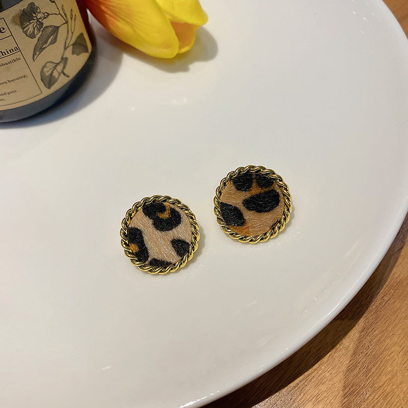 Wholesale Vintage Retro Leopard Print Autumn and Winter Earrings